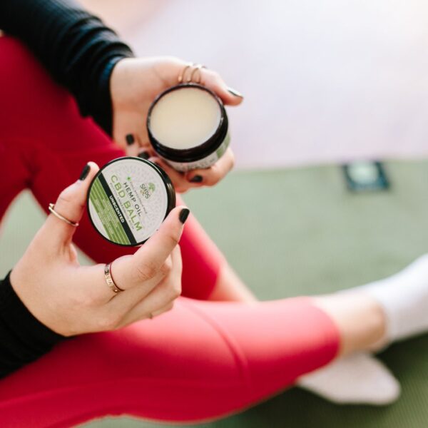 someone using a white labeled CBD product